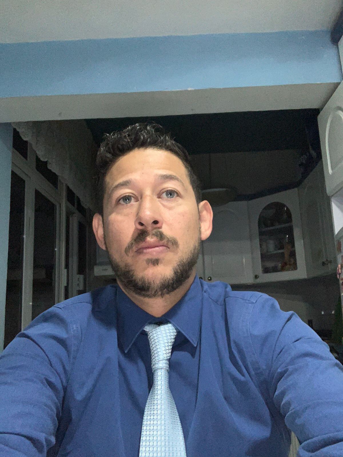 Foto de Adrian profesional de la red de HomePro
